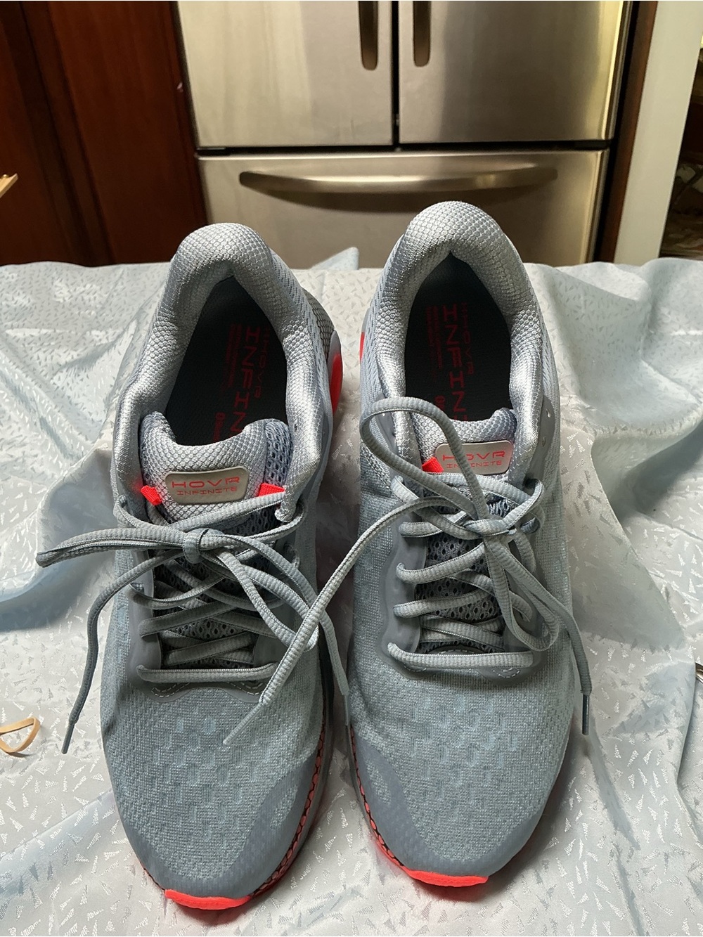 Under Armour Men's Light Gray Running Shoes with Coral Accents